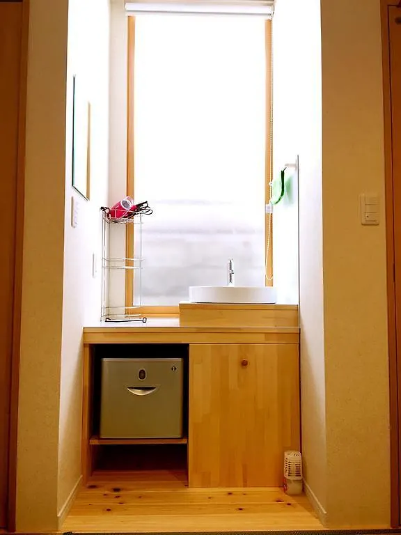 民宿 Osaka Guesthouse Sayuri Tengachaya Ekimae