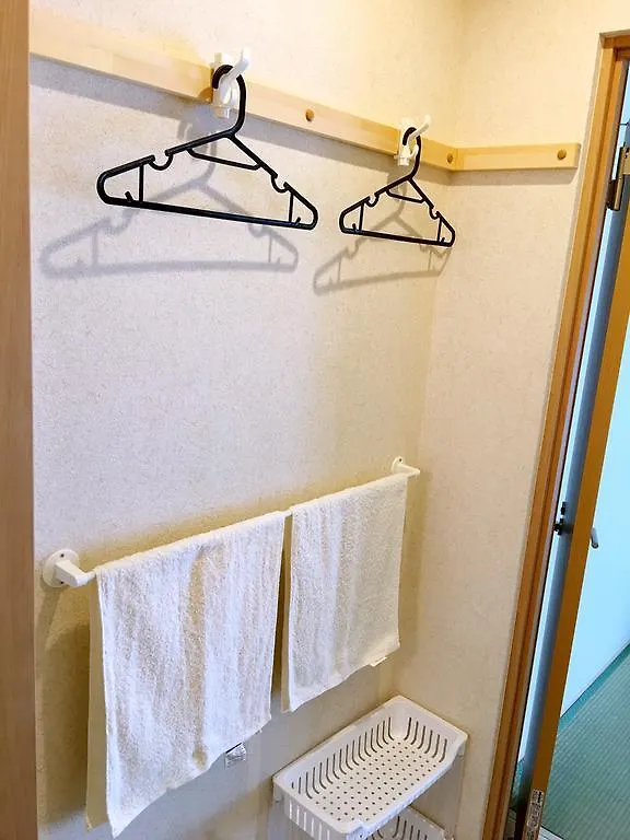 Osaka Guesthouse Sayuri Tengachaya Ekimae 0*,  Japan